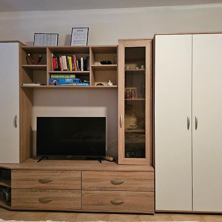 Apartman Irena - Bobovik Vir Exteriör bild